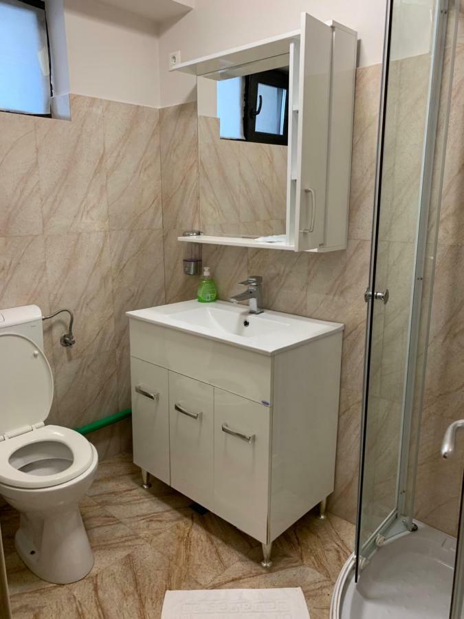 מלון בוסטאני Vila Curcubeu מראה חיצוני תמונה